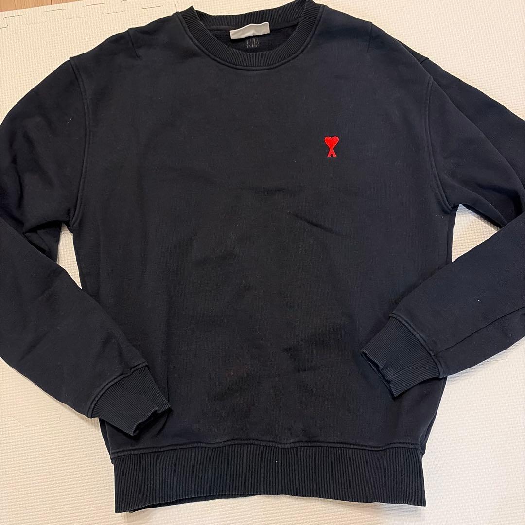Ami Paris ハート 刺繍 スウェット 黒/ブラックポルトガル製