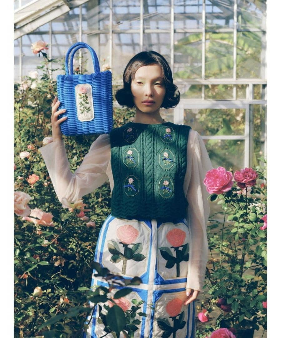 beams ビームス　RURU MARY'S ルルメリー　手刺繍のニットベスト