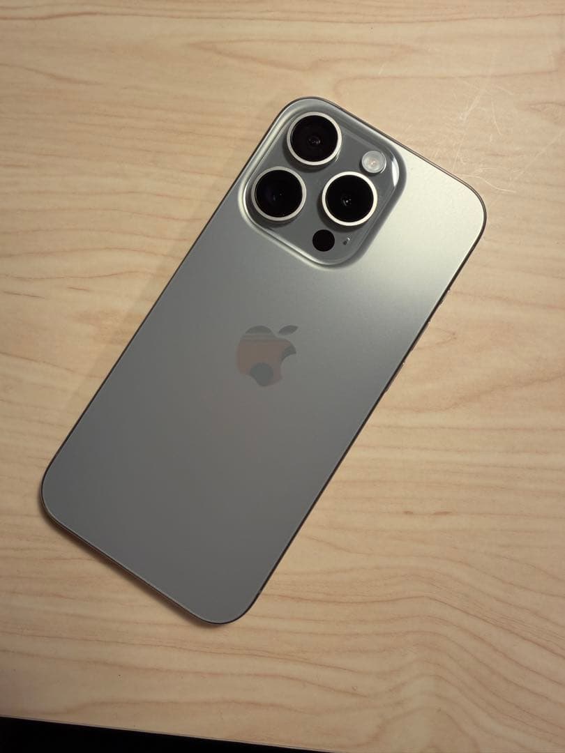 iPhone15Pro 256g ナチュラルチタニウム