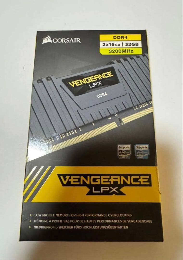 メモリー Corsair Vengeance LPX DDR4 32GB(2x16GB)