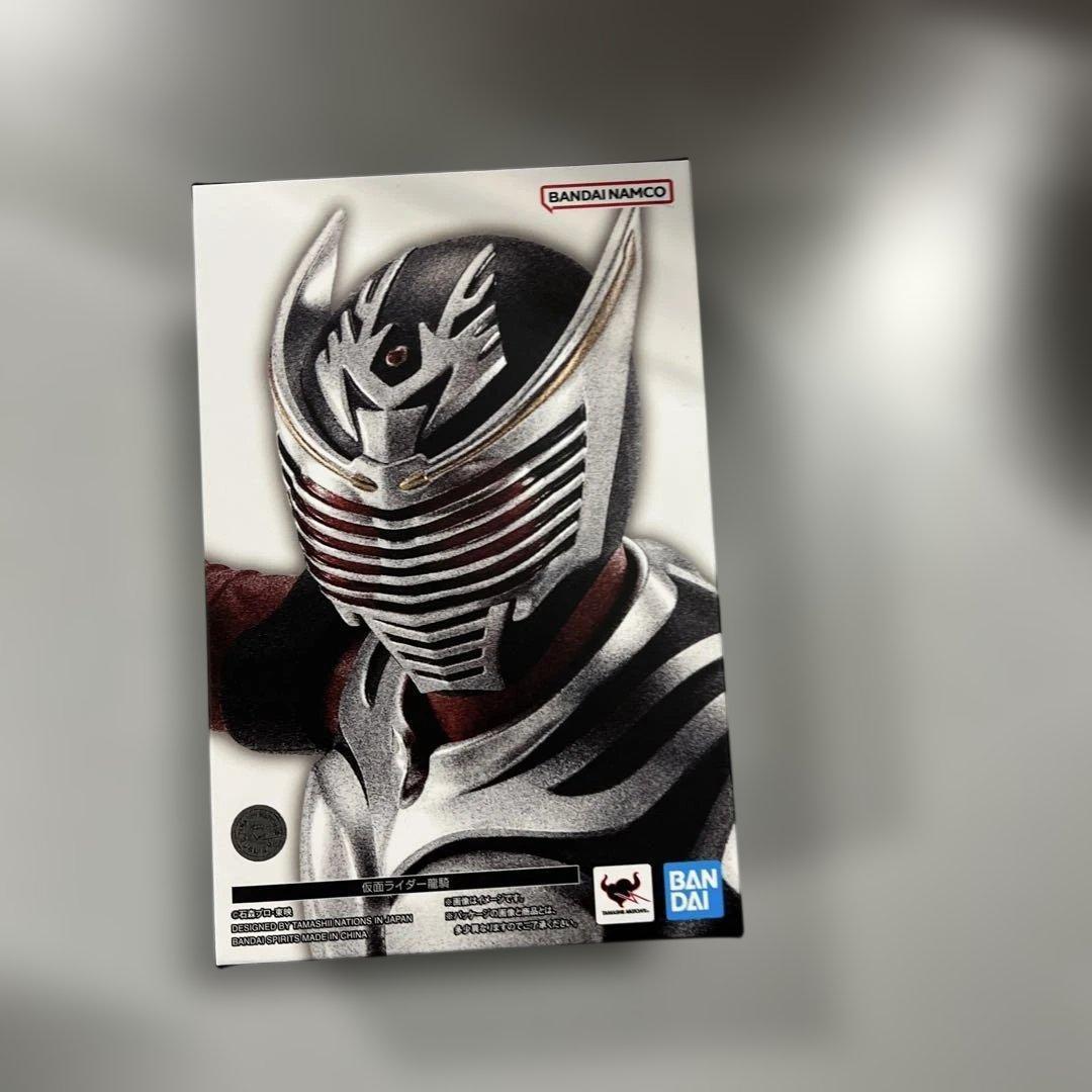 S.H.Figuarts（真骨彫製法） 仮面ライダー龍騎
