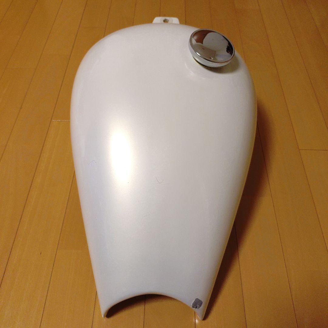 ヤマハ　ドラッグスター400（キャブ車）用　社外FRPガソリンタンク　要修理