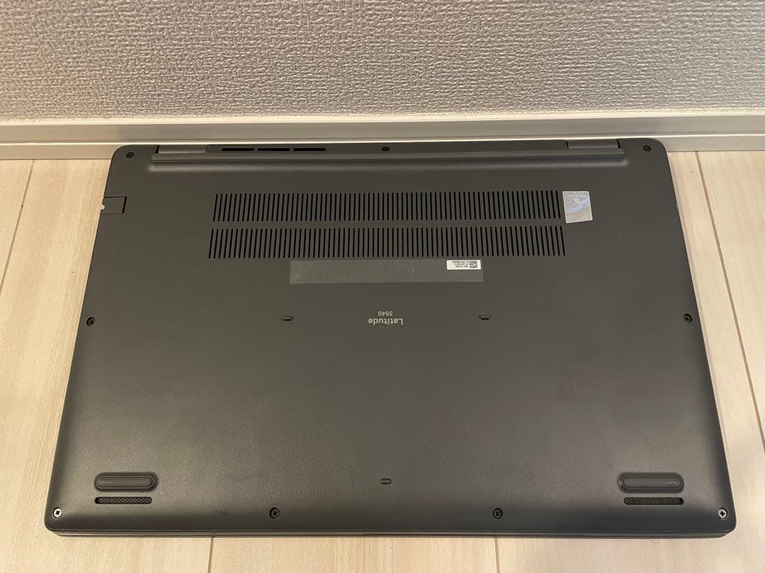 DELL Latitude 3540 i5 12世代 256GB Office