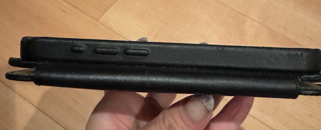 ベルルッティ カリグラフィ 手帳型 ブルー スマホケース iPhone15Pro