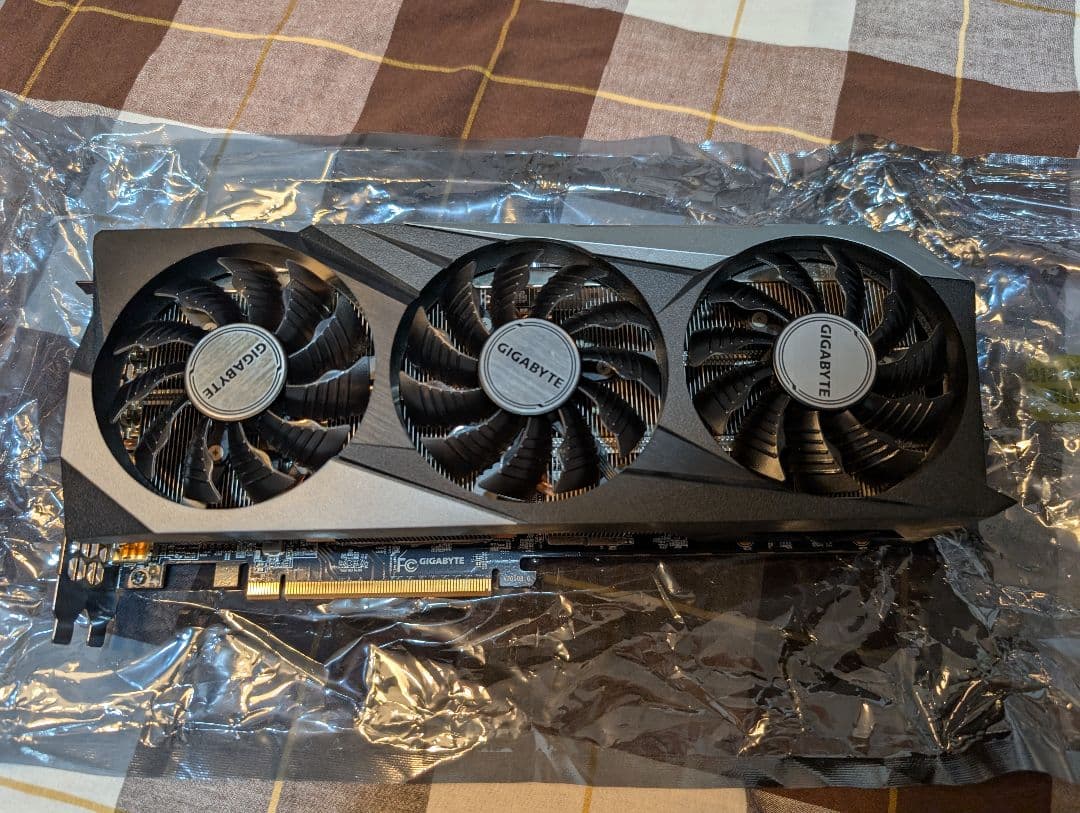 グラフィックボード・グラボ・ビデオカード Gigabyte Radeon RX 6800 XT 16GB OC