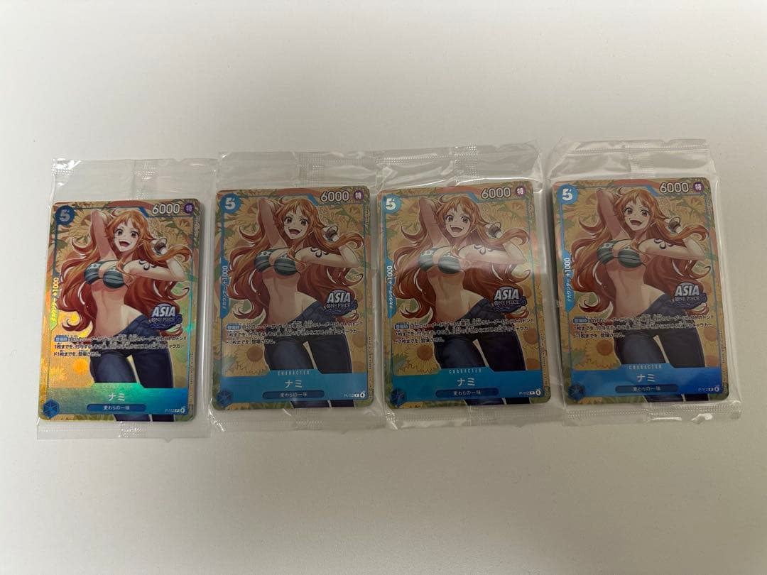 ワンピースカード　ナミ　P-112 プロモ　未開封　4枚セット ②