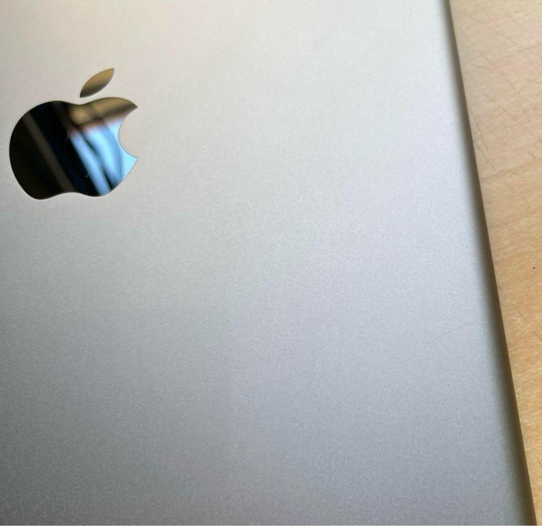 iPad 第6世代　A1893　Wi-Fi　スペースグレイ32GB 美品