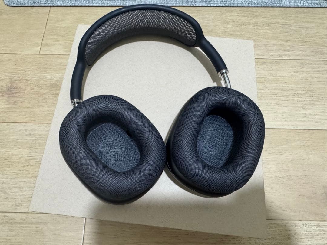 Apple Airpods max ライトリング充電式　スペースグレー