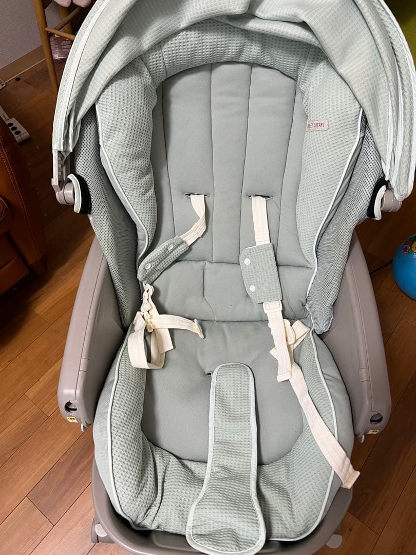 Aprica ユラリズム　オートプレミアム