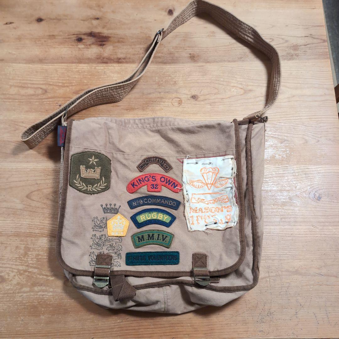 ラルフローレン　ラグビー　ダメージ加工　刺繍パッチ付きベージュショルダーバッグ