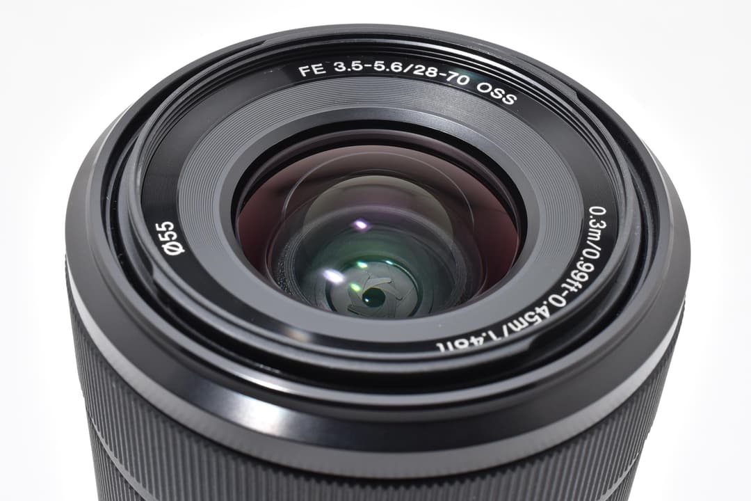 ■極上品■ ソニー FE 28-70mm F3.5-5.6 OSS #D053