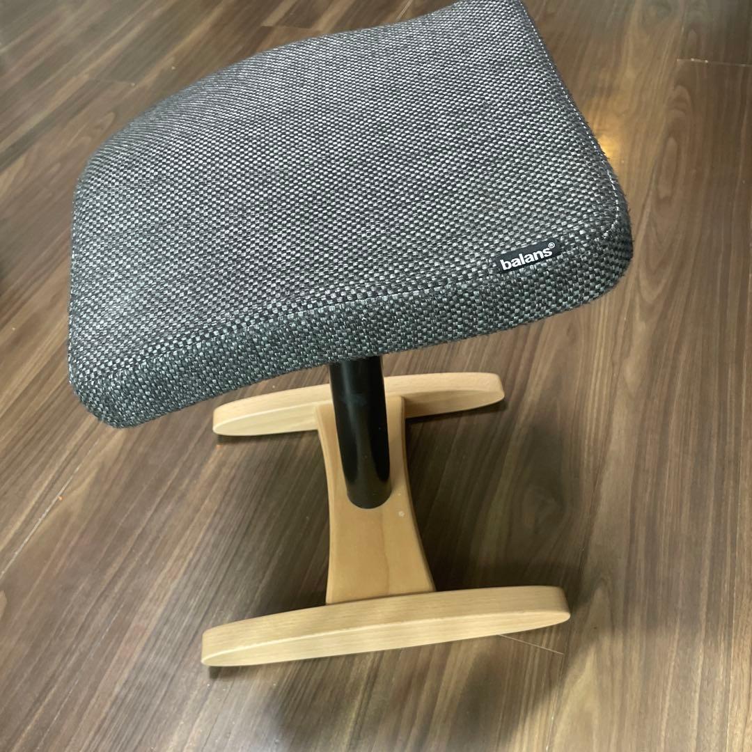 バランスラボ オフィスチェア腰痛対策椅子