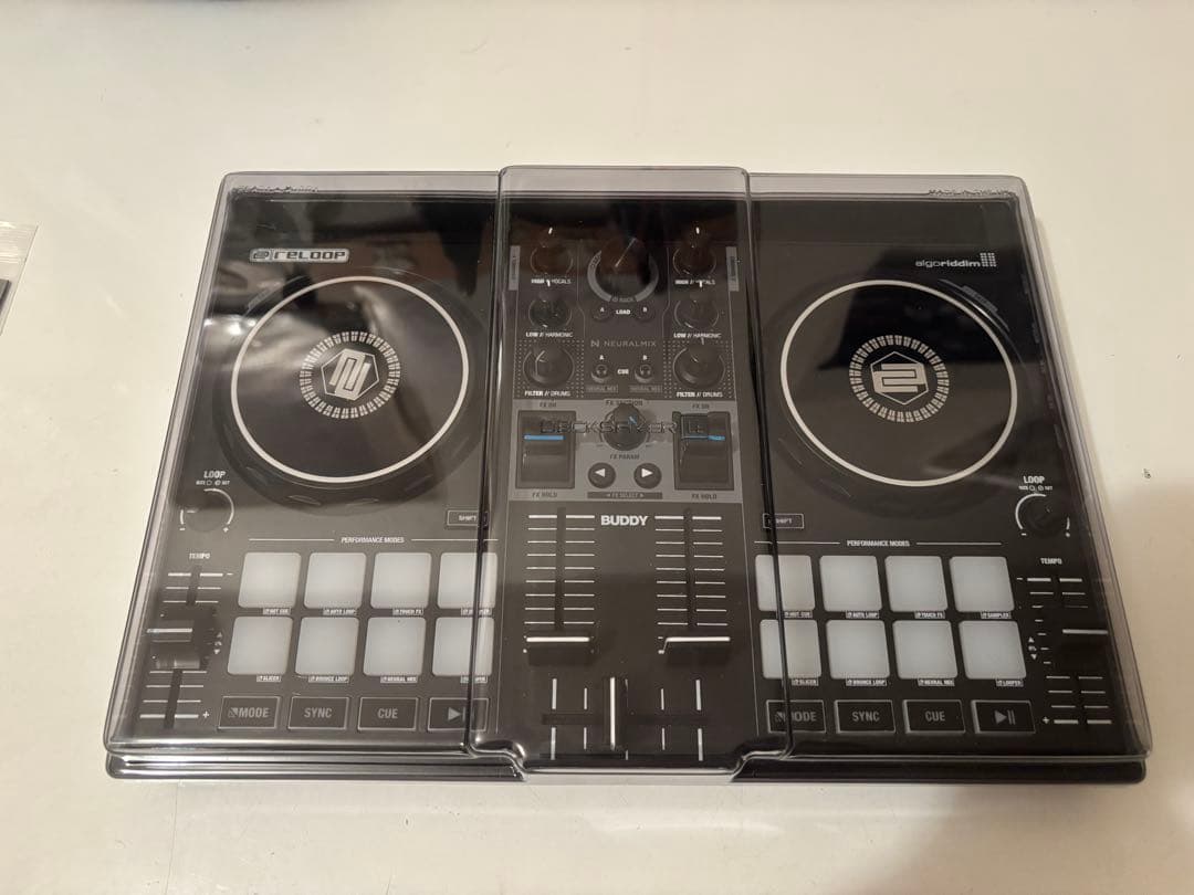 DJ機材 RELOOP BUDDY & Decksaver
