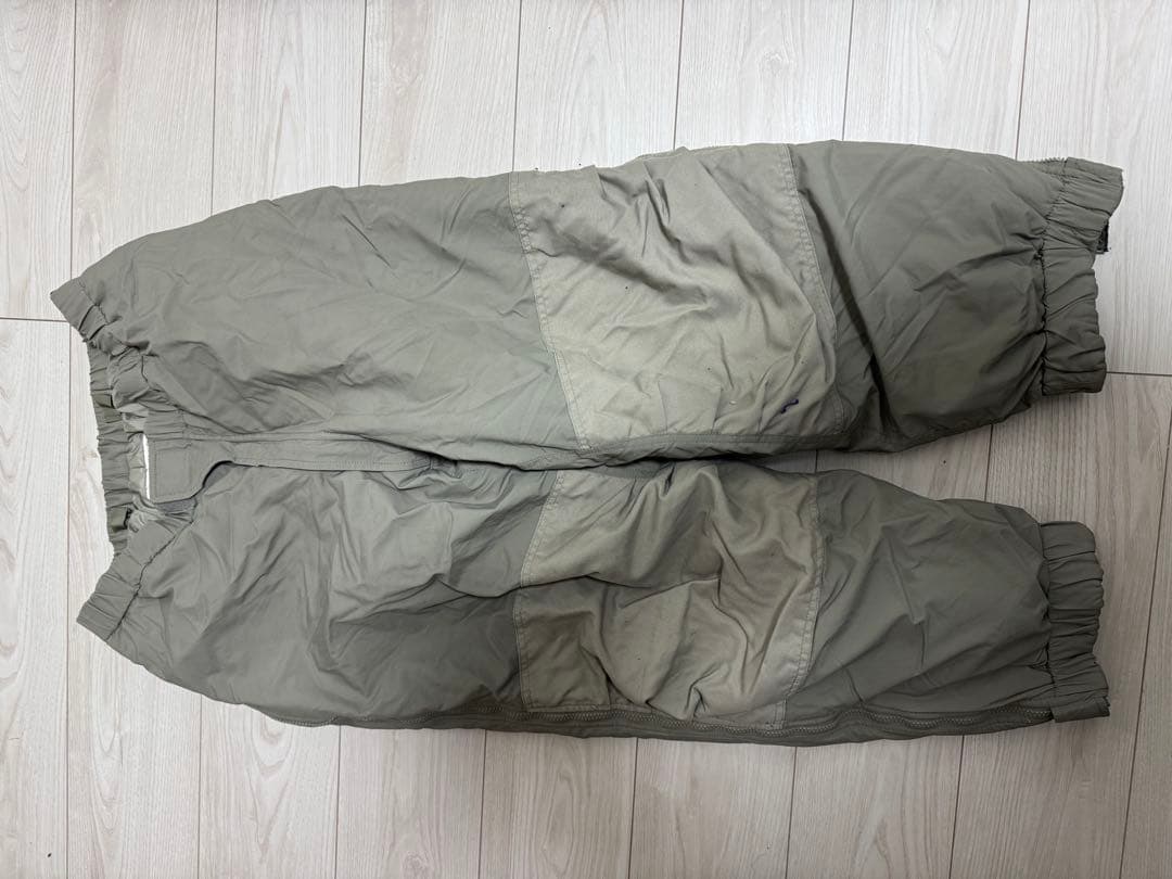 実物 デッドストック 米軍 ECWCS Gen III Level 7 パンツ