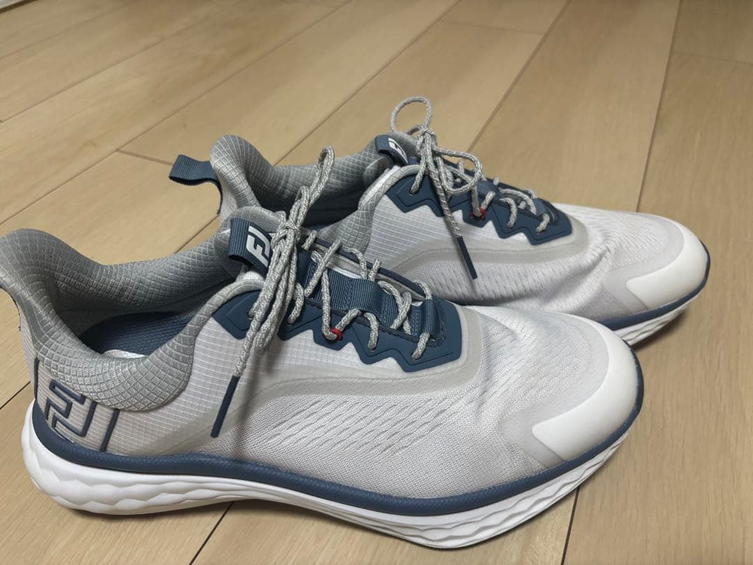 【美品】フットジョイ FJ クオンタム スパイクレス ゴルフシューズ 26センチ