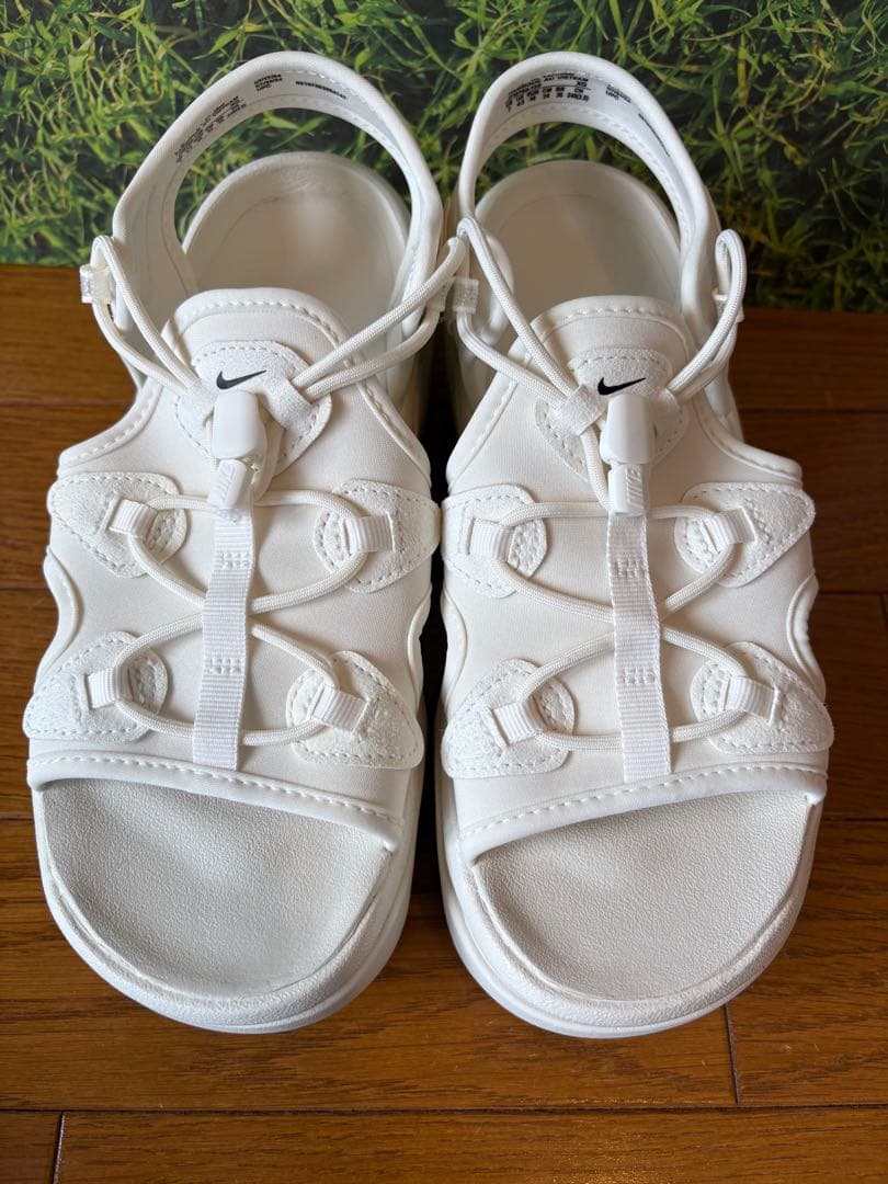 ⭐︎ほぼ新品⭐︎NIKE エアマックスココ 24cm ホワイト