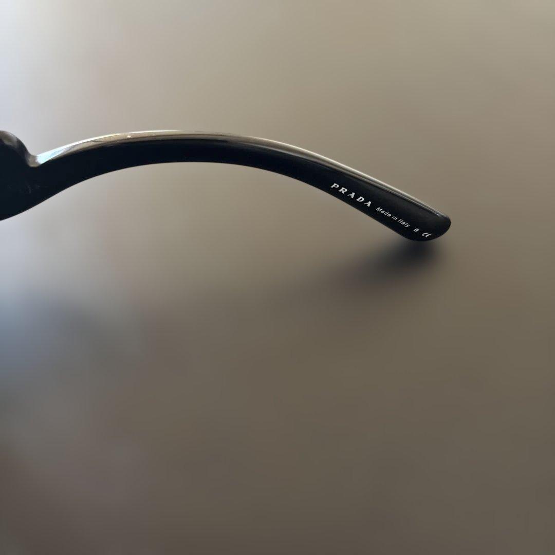 値下げしました❗️PRADA プラダ　スワールデザイン サングラス　ハイドさん着用