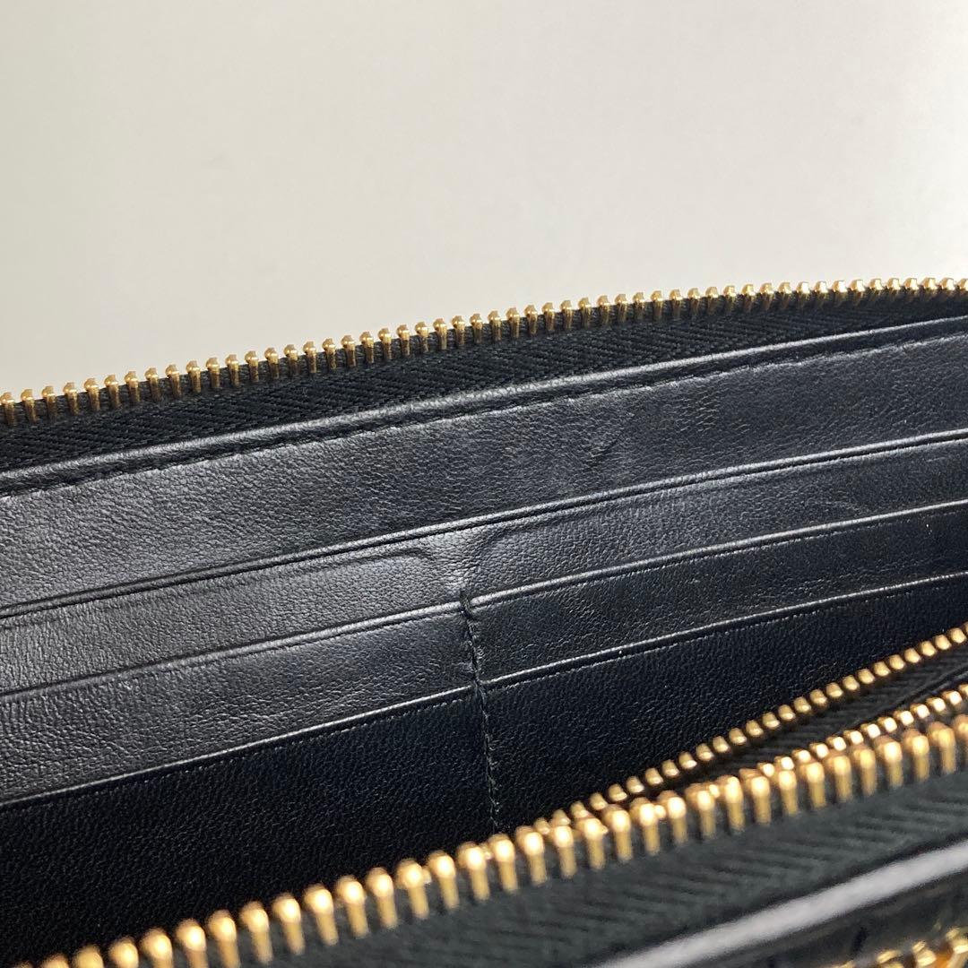 ジ*郎様 ❤️良品❤️miumiu マテラッセ ラウンドファスナー 長財布 ミュ