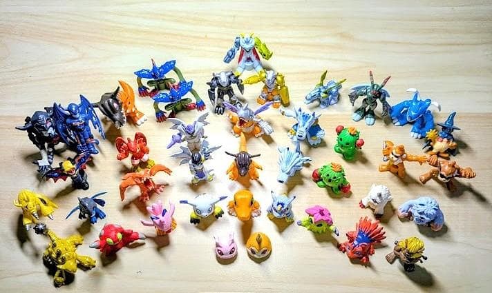 デジモン　ガシャポンフィギュア＋食玩・ミニフィギュア　40体セット
