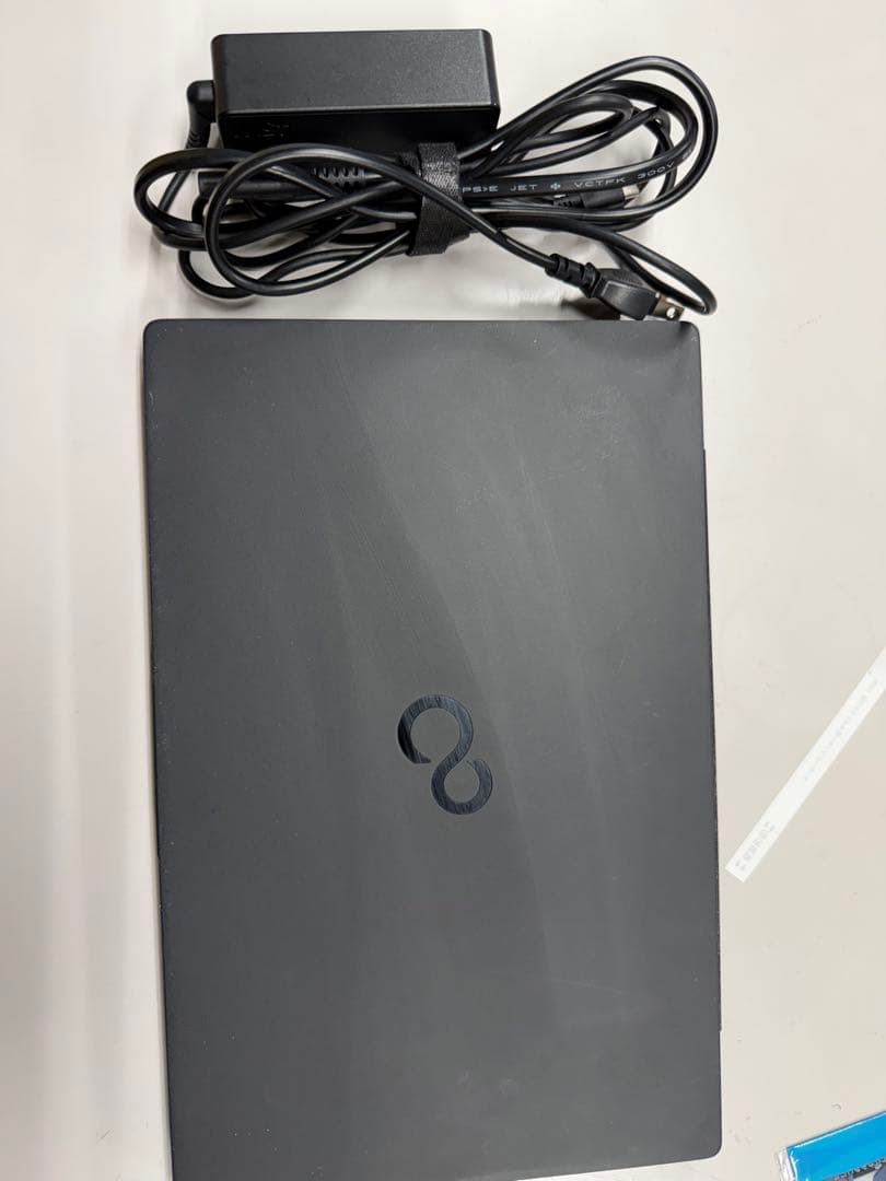 富士通LIFEBOOK i7 16GBメモリ 512GBSSD Office入り