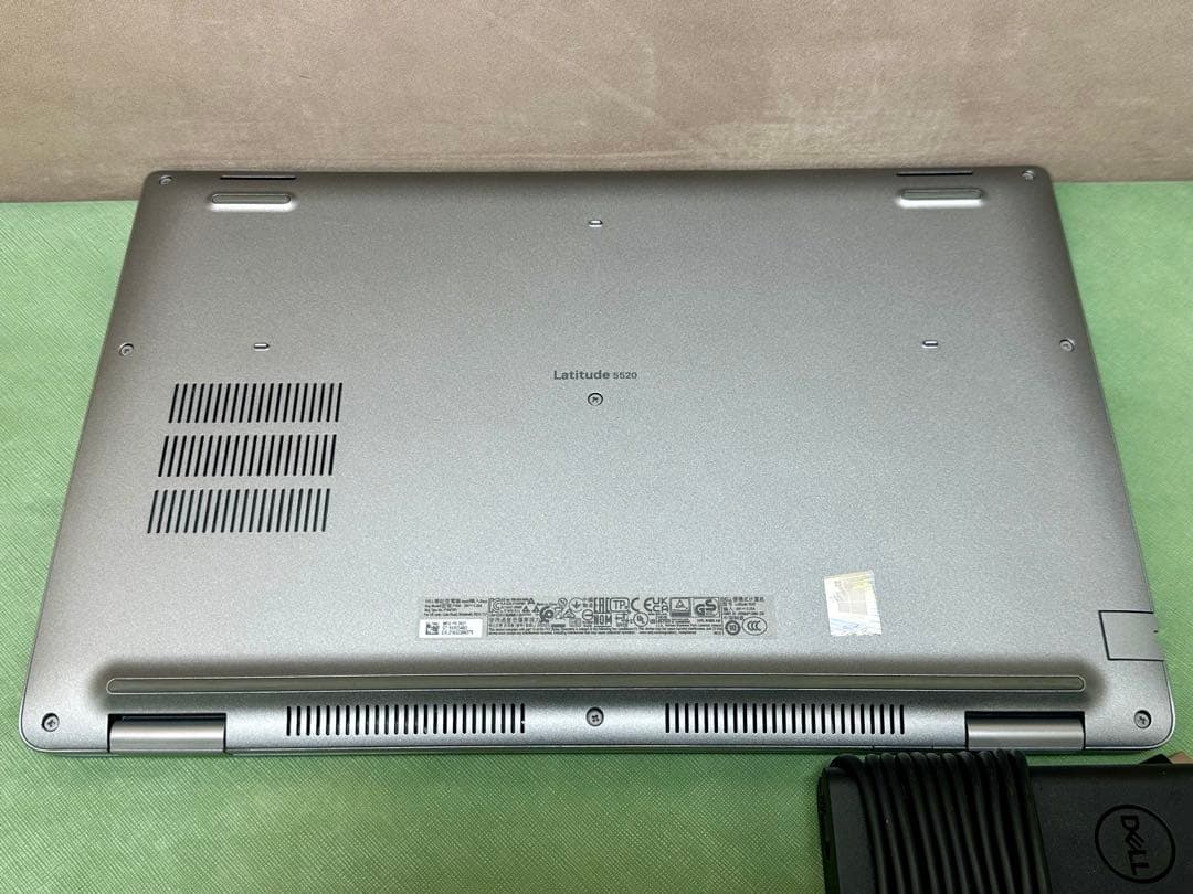 Windowsノート本体 DELL Latitude 5520 i5-1145G7 8 256 |3125