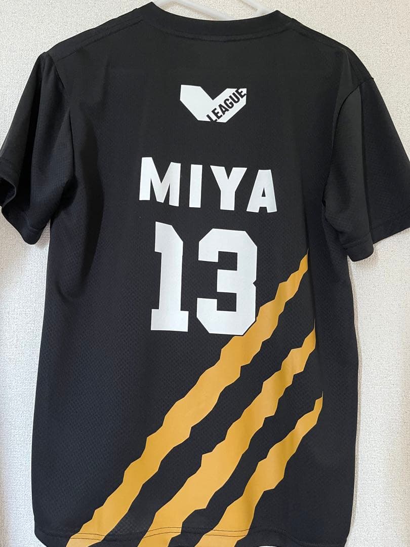 MSBY バレーボールシャツ Mサイズ 13 MIYA