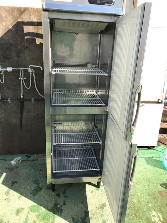業務用縦型冷蔵庫 2ドア 58000円