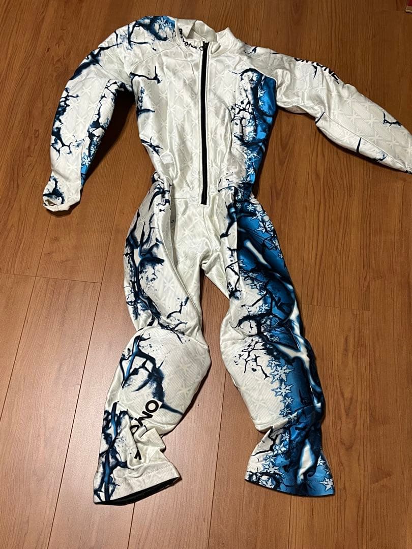 オンヨネ　パット入りレーシングワンピース　Lサイズ