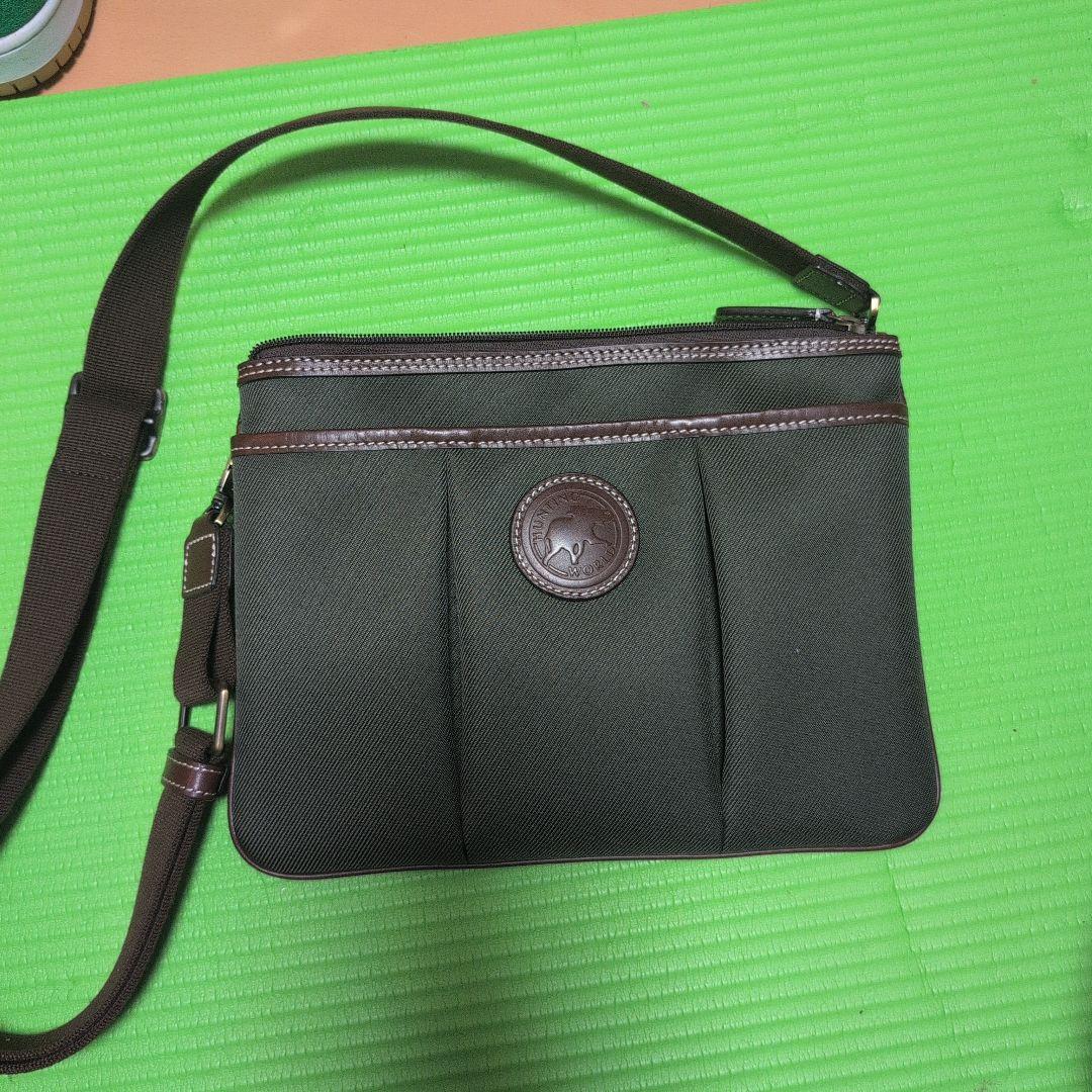 HUNTING WORLD（ハンティングワールド）　ショルダーバック