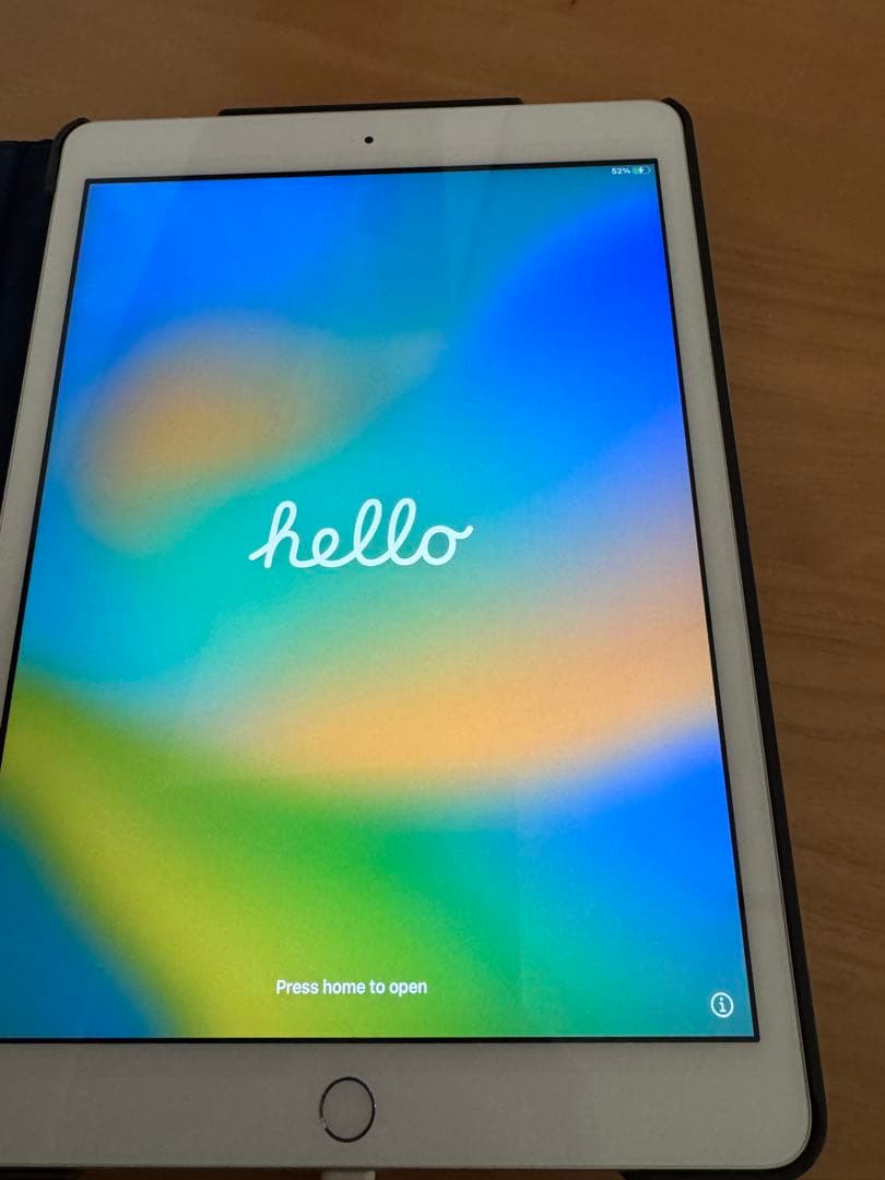 Apple iPad (第8世代) シルバー 32GB wifi 10.2インチ