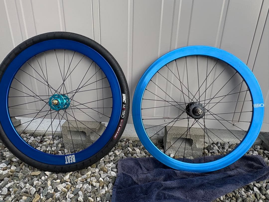 送料込みに変更　H PLUS SON EERO 26インチ　完組ホイール