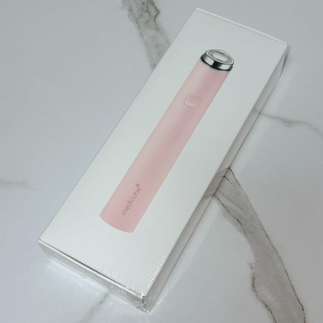 新品 メディキューブ 美顔器 AGE-Rブースタープロミニ　おまけ付き