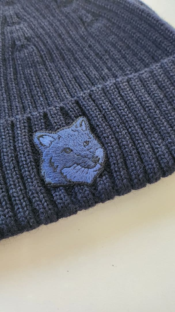 【正規品】MAISON KITSUNÉ ダークブルー ニット帽