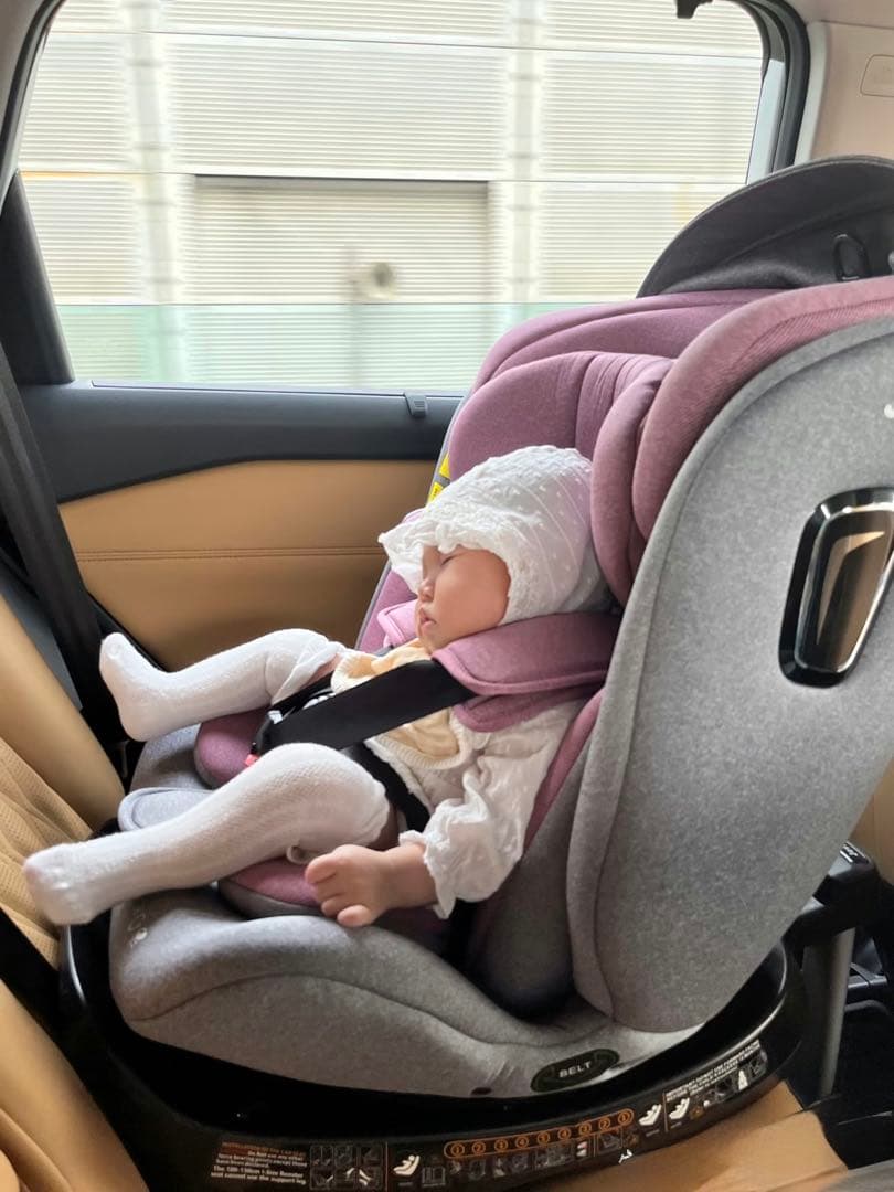 一回しか使ってなかったJovikids 回転式チャイルドシート日差しカバー付き