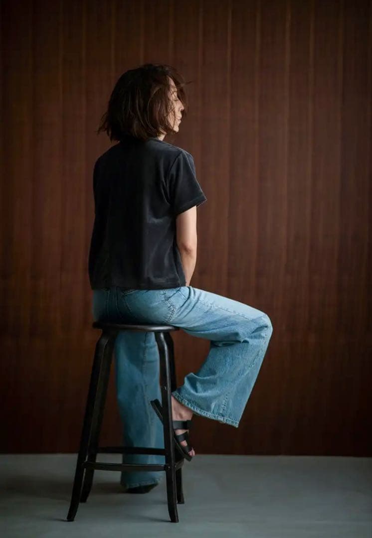 【新品未使用】Meravel ミーラベル ベロアT チャコールグレー高橋志津奈