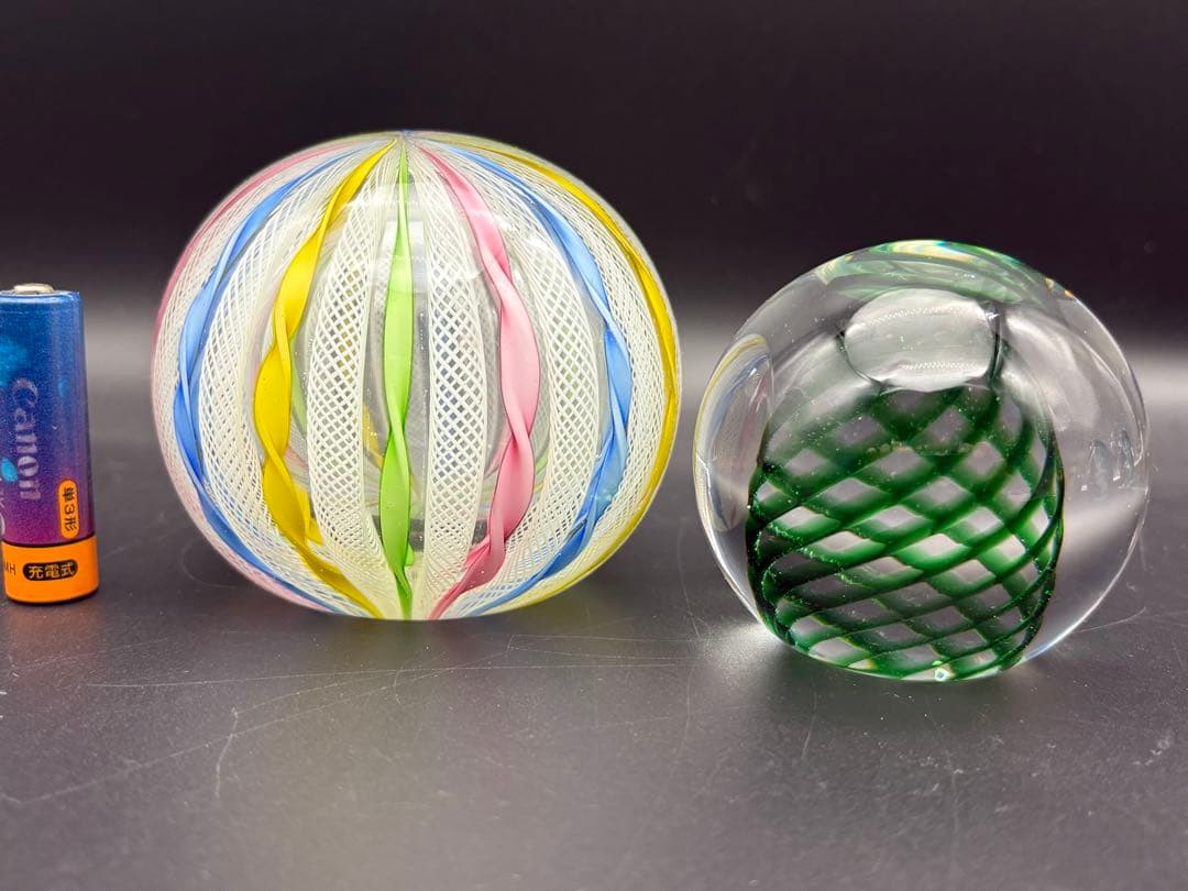 ムラノガラス ペーパーウェイトと おまけで緑螺旋のガラスペーパーウェストのセット