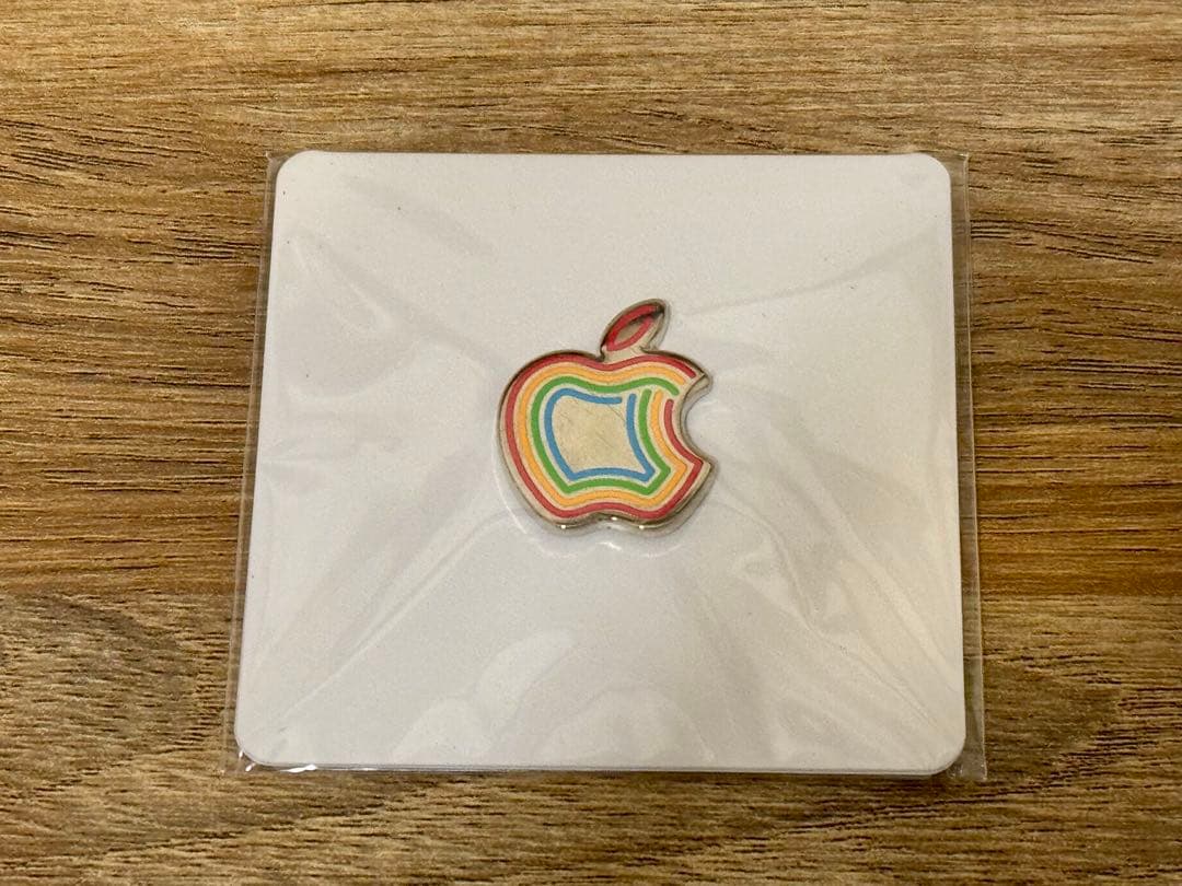 アップルストア オープン記念 ピンバッジ ノベルティ 限定