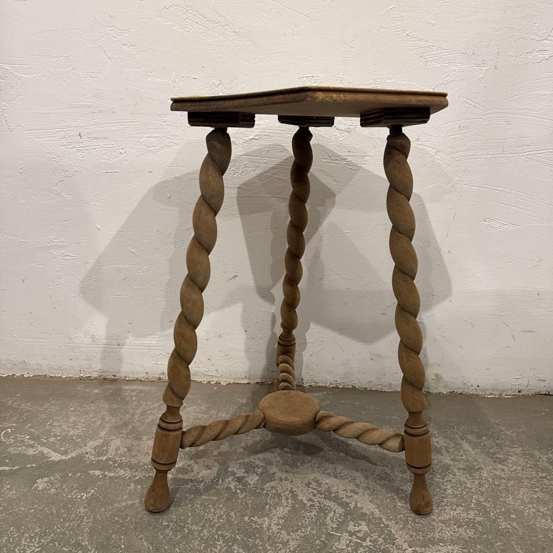 chiezouヴィンテージ　木製サイドテーブル　剥離