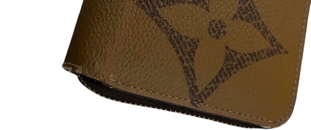 ルイヴィトン ジッピーウォレット ジャイアント リバース 長財布 新型