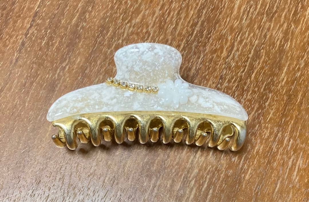 acca ヘアクリップ　Mサイズ