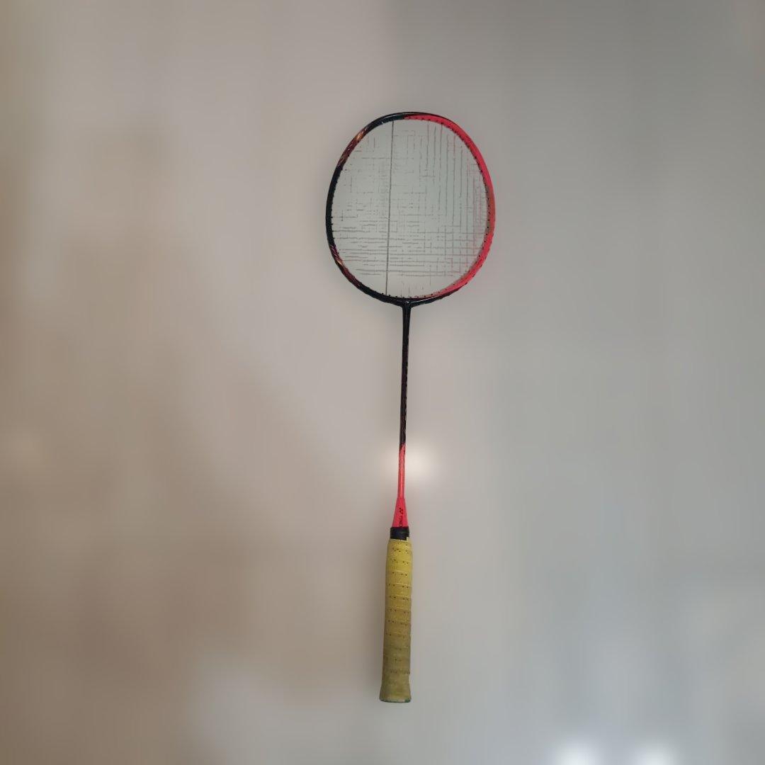 ヨネックス　アストロクス77