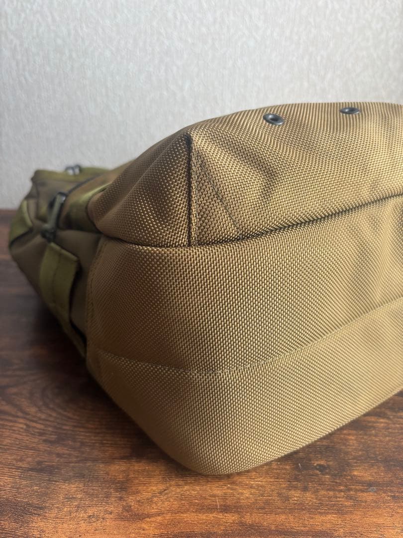 BRIEFING DAY TRIPPER ショルダーバッグ KHAKI カーキ