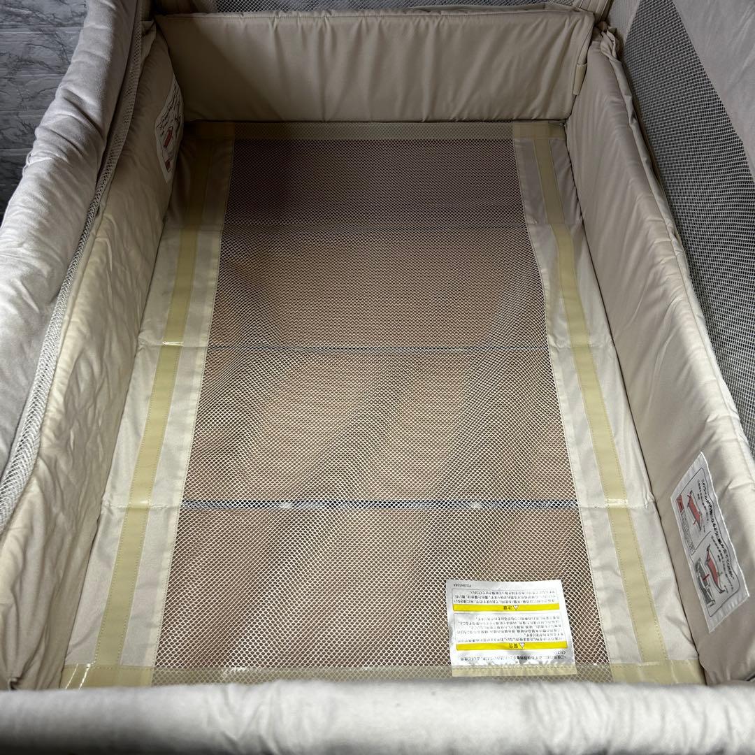 美品 Aprica アプリカ ココネル エアー プラス ベビーベッド