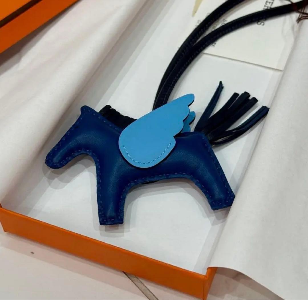 【新品未使用】HERMES ペガサスチャーム PMロデオ W刻印