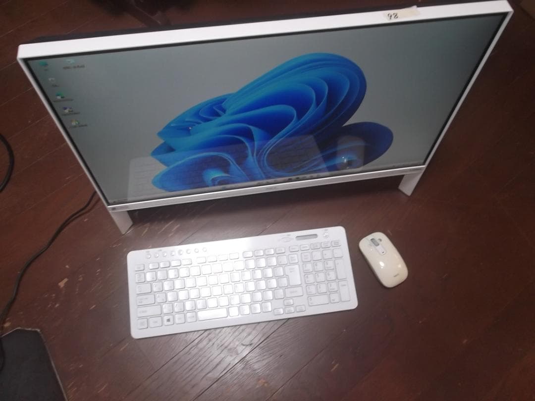Windows　11　23.8型 NEC一体型パソコン　　office付