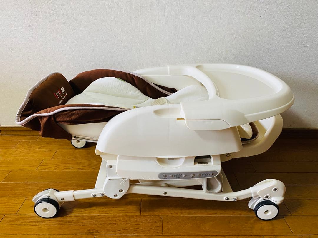 【動作OK◎付属品完備◎】COMBI コンビ ルシエスAT 電動 ハイローチェア