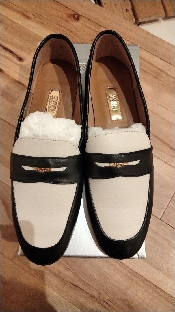 ルタロン　GRISE ローファー 24.5cm ホワイト/ブラック