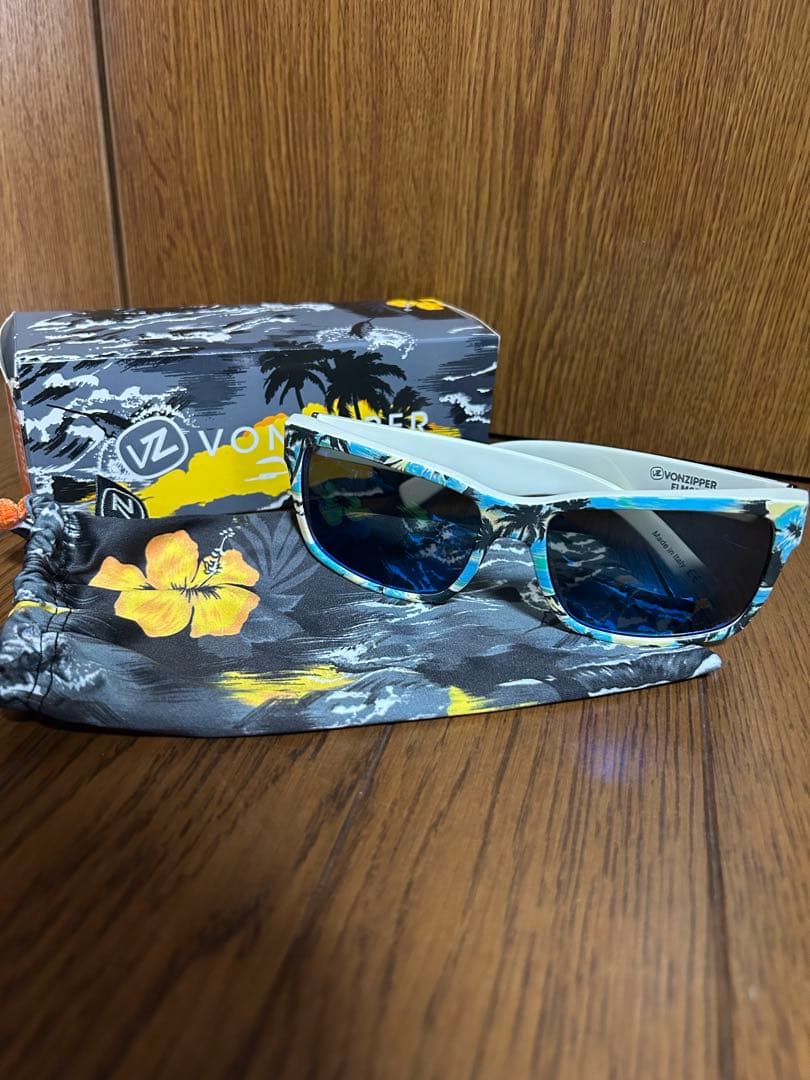 VONZIPPER ハワイアンプリント サングラス