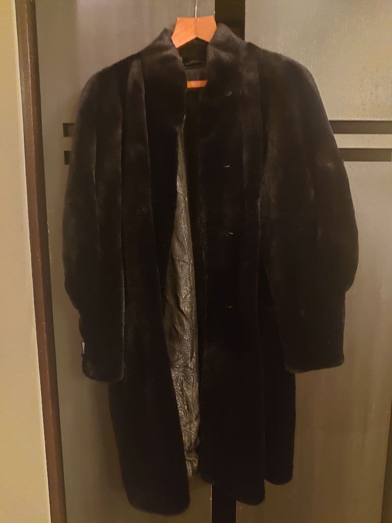 黒 毛皮 コート ミンク ネーム入り 豪華 肉厚 美品