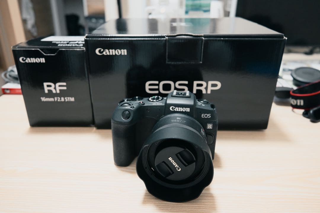 Canon EOS RP + RF16mm F2.8 STM +19ヶ月保証